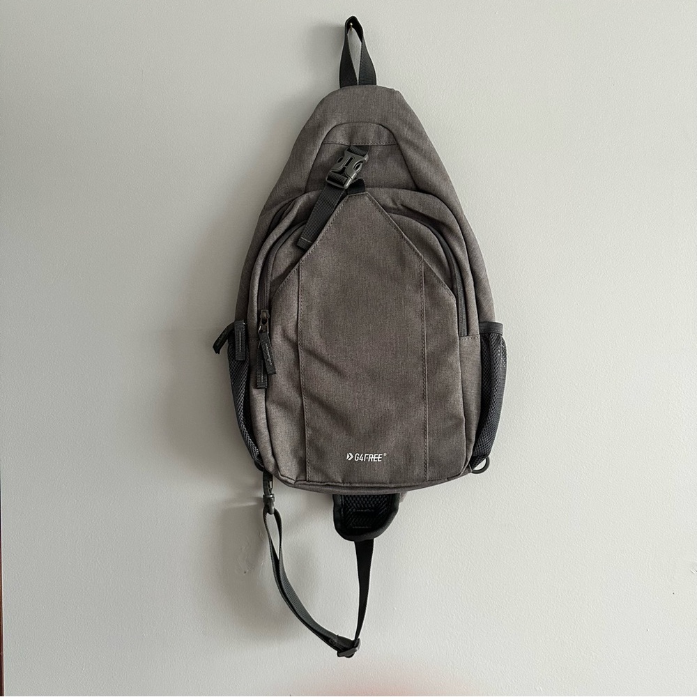 NWOT G4Free Sling Bag RFID Blocking Sling Backpack Crossbody